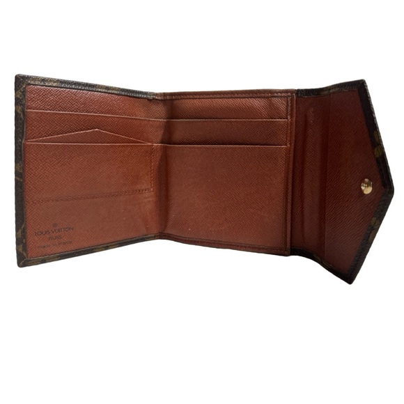 Louis Vuitton Monogram Elise Wallet - Picture 3 of 12